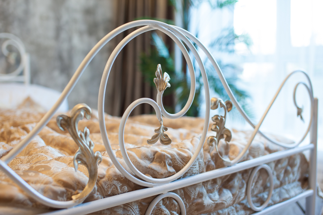 Кованые кровати, Кованая кровать Венеция 1.4 с двумя спинками