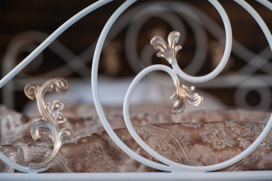 Кованая кровать Венеция 1.4 с двумя спинками