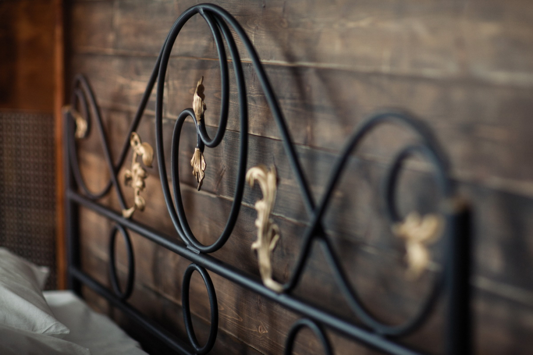 Кованые кровати, Кованая кровать Венеция 1.8 с одной спинкой