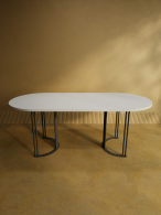 Обеденные столы, Стол овальный обеденный с черным металлическим подстольем VIOLUR 200